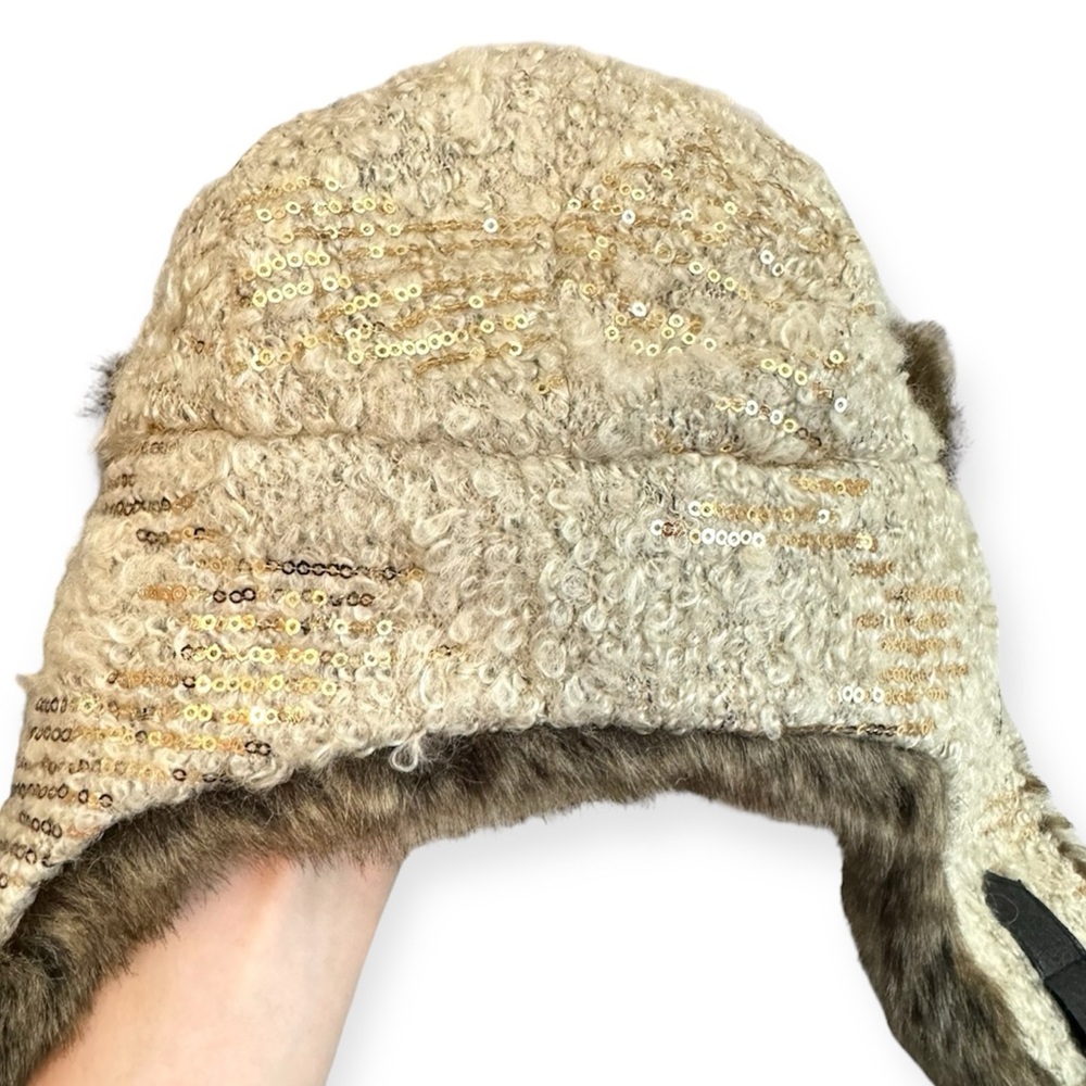 Mudd Juniors Faux Fur Tan Sequins Trapper Hat Snap Closure Chin Strap - Picture 4 of 11